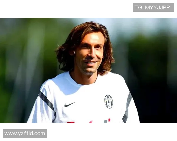 最强7号球员的传奇之路与足球明星背后的故事揭秘 最强7号球员的传奇之路与足球明星背后的故事揭秘